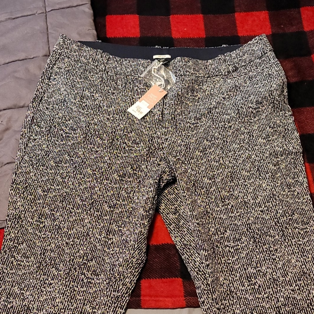 Lane Bryant Capri Pants
